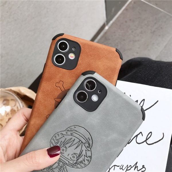 coque iphone one piece leather 1